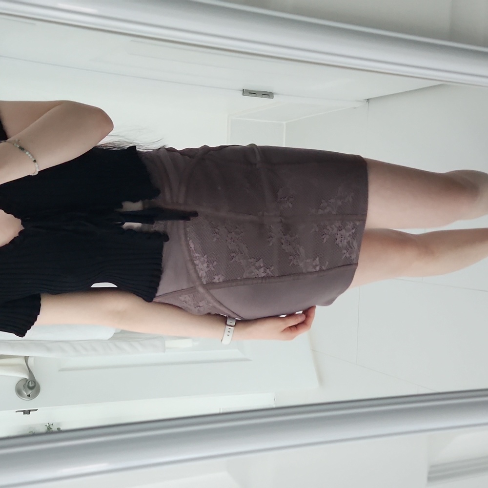 Free People - Bodycon Lace Taupe Mini Skirt, EUC